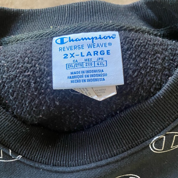 Black Champion Sweatshirt 2xl - Picture 2 of 3